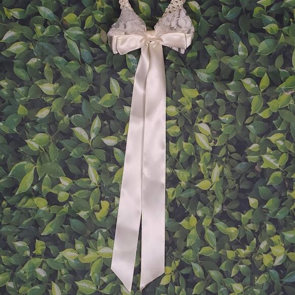 BLACK FRIDAY SALE - Ivory Lace TuTu Dress w/ Matching Headband NWT Size 2T - 3T - Picture 15 of 16